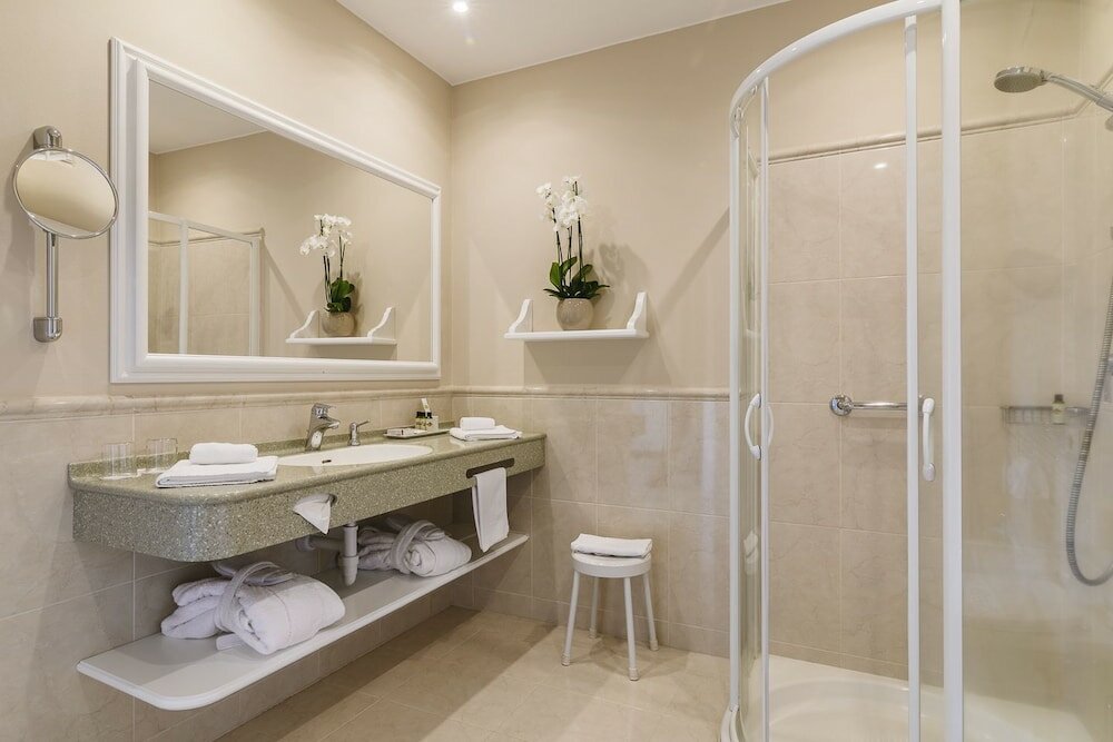 Фото Hotel Pienzenau am Schlosspark