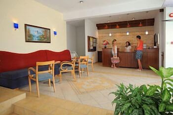 Фото Petrosana Hotel Apts