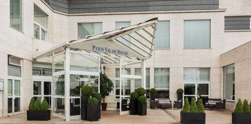 Гостиница Best Western Plus Paris Saclay