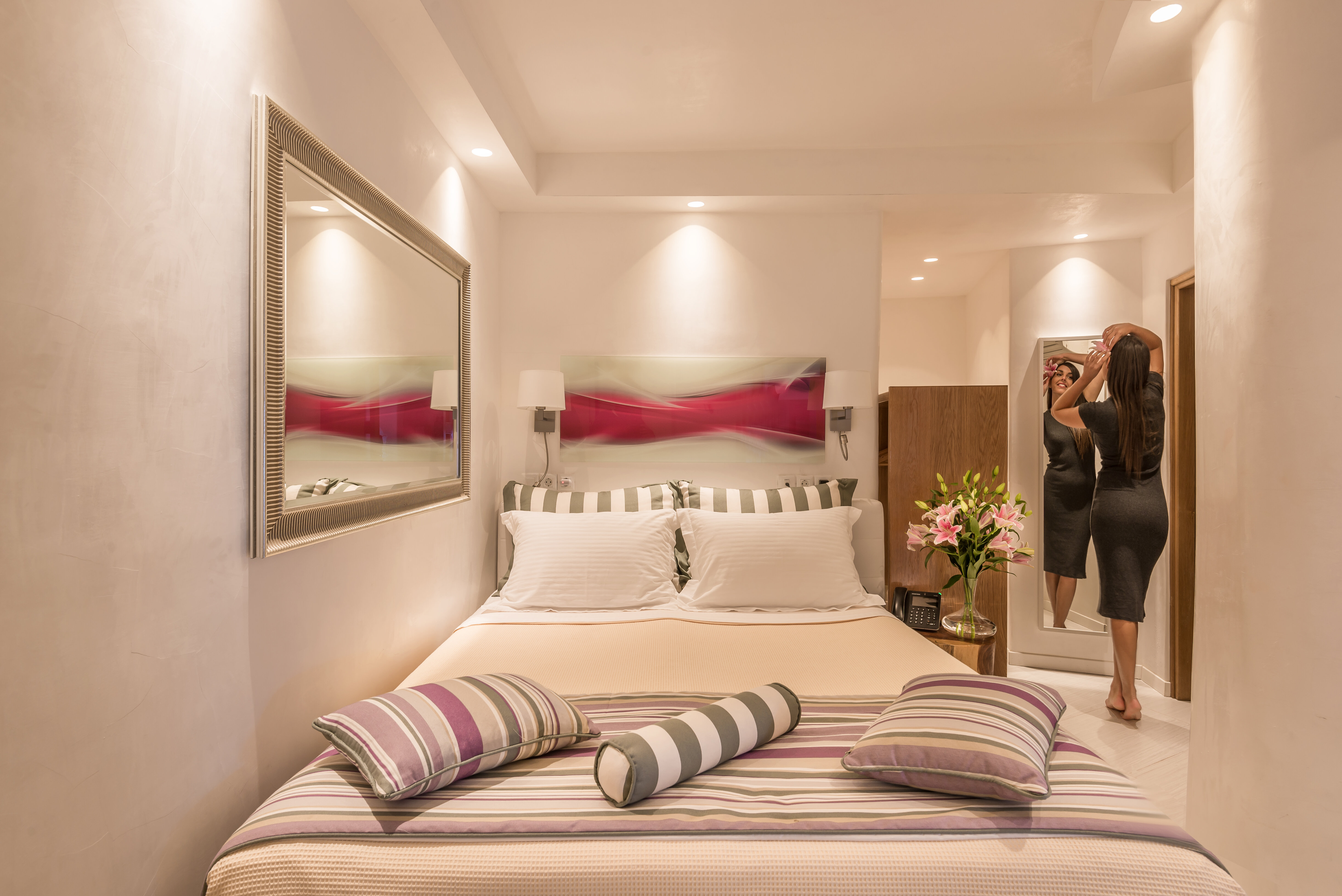 Фото Elite Luxury Suites