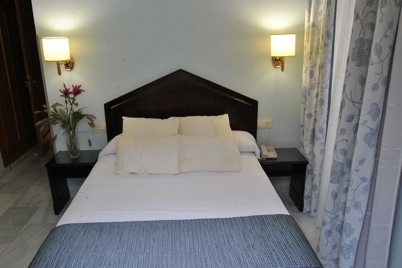 Фото Hotel Porcel Navas