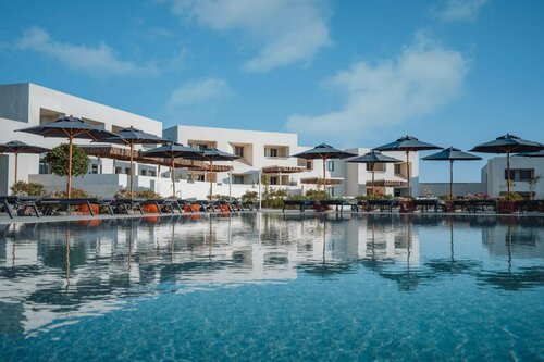 Гостиница Noūs Santorini в Картерадосе