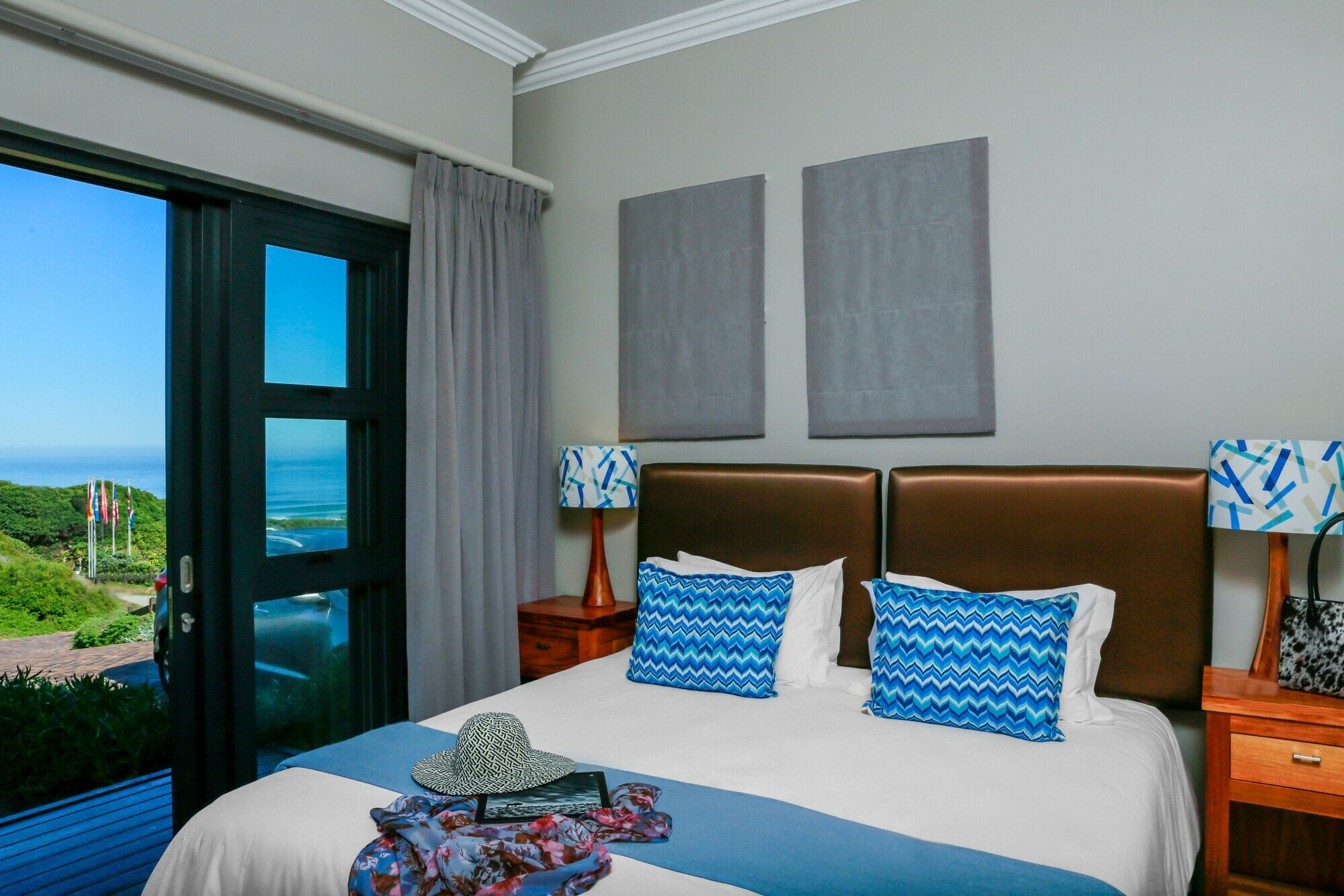 Фото Brenton Haven Beachfront Resort