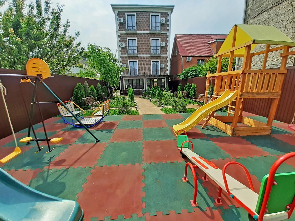 Фото отеля 2