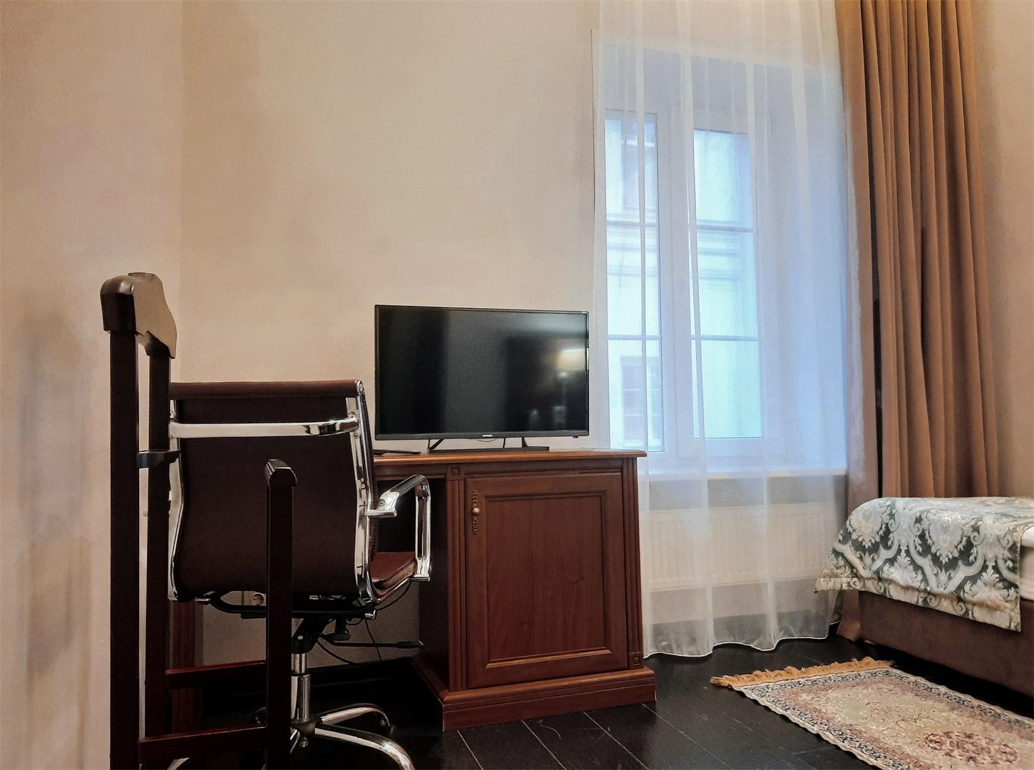 Фото Меншиков