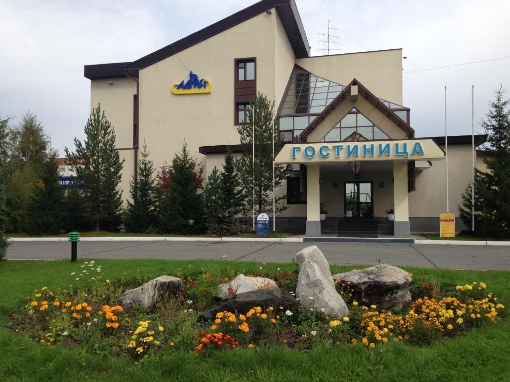 Фото отеля 1