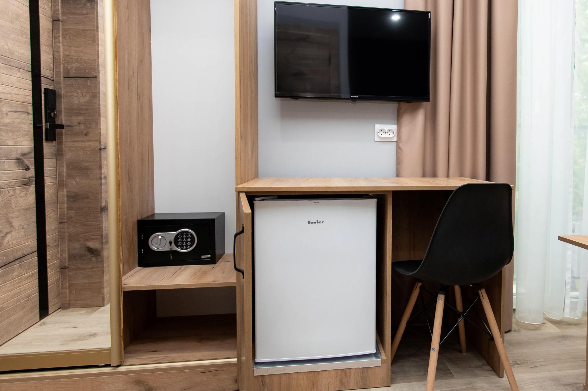 Фото Карс Делюкс