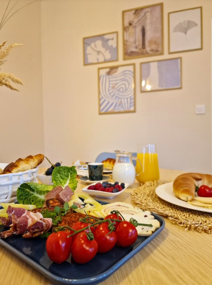 Фото The Secret Garden - Keszthely