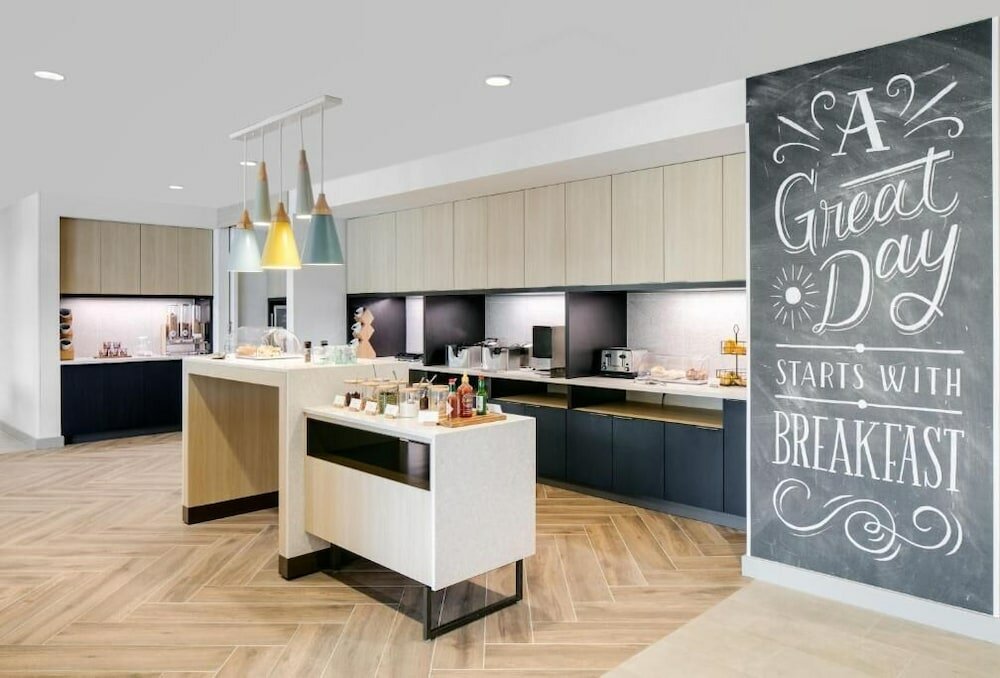 Фото TownePlace Suites Jacksonville Airport