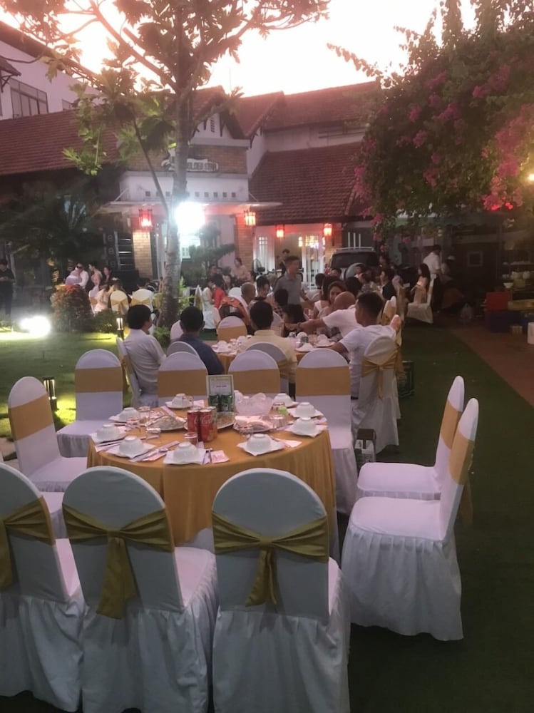 Фото Golden Star Villa Hue