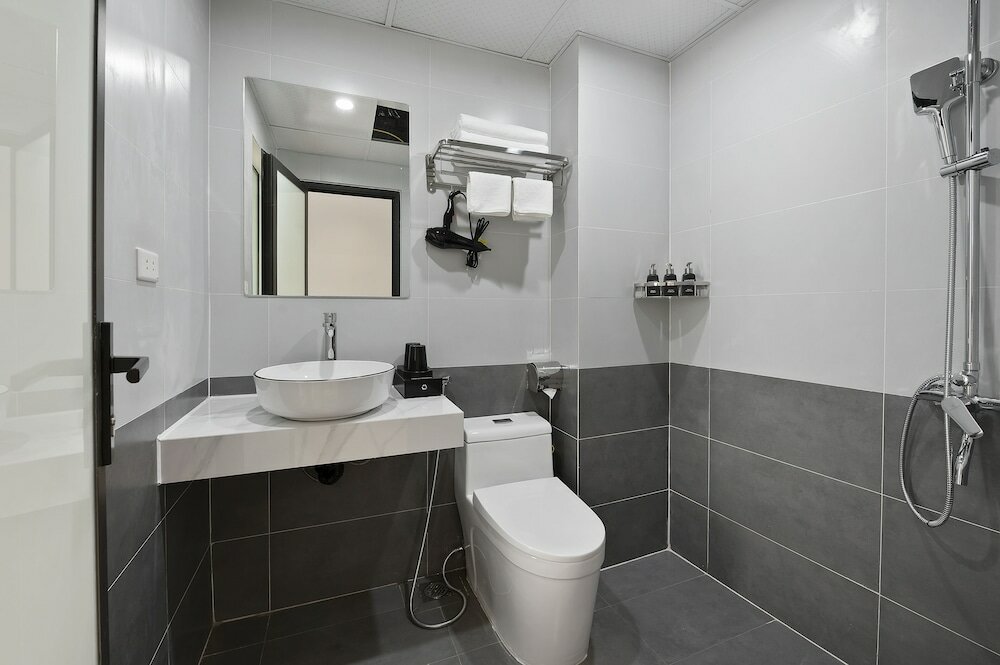 Фото Lakeview Residence Hotel