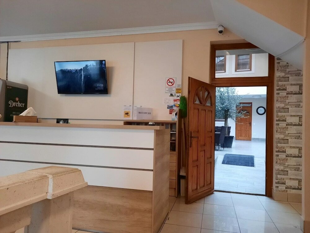 Фото Végvári Hotel Eger