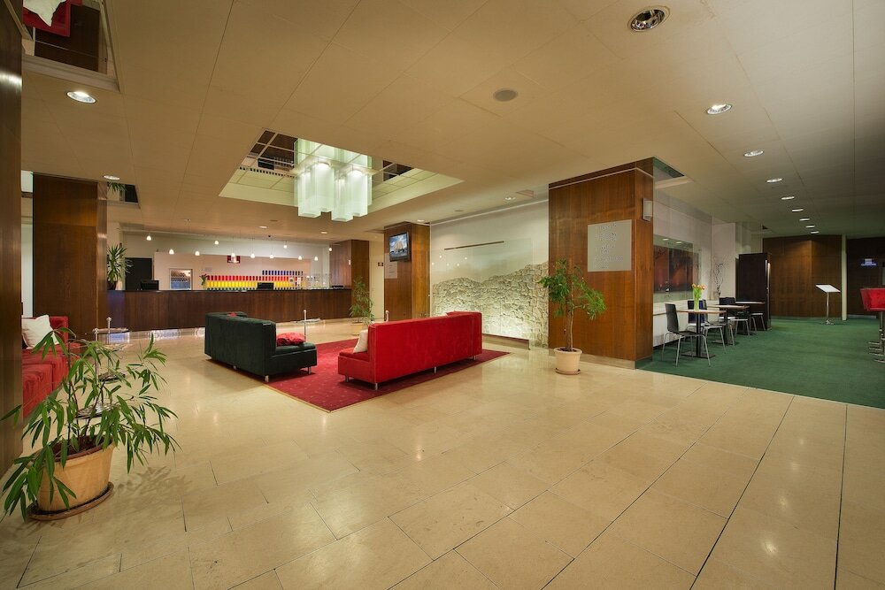 Фото Hotel Grand Litava Beroun