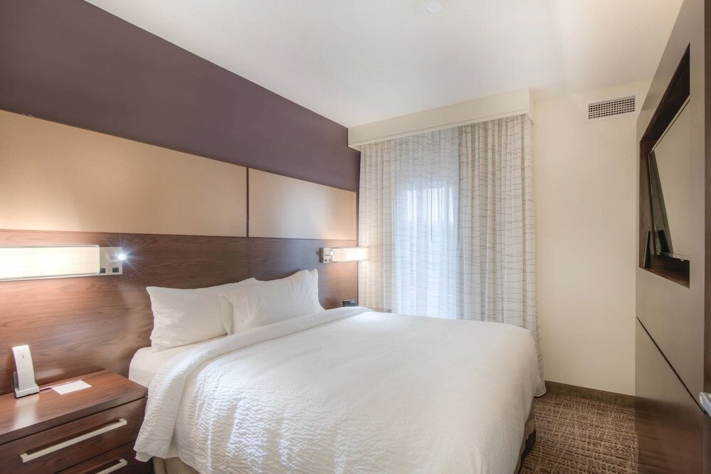 Фото Residence Inn by Marriott Charlotte Airport