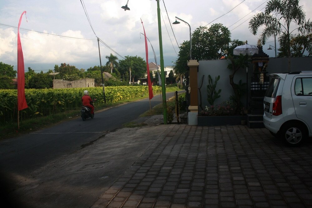 Фото Hotel Mandari