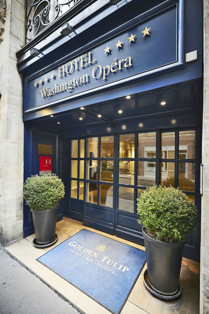 Фото отеля 1