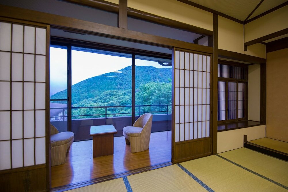 Фото Yufuin Onsen Yufuin Nanairo No Kaze