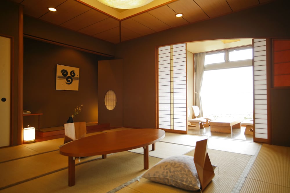 Фото Awaji Island Uzushio Onsen Umemaru