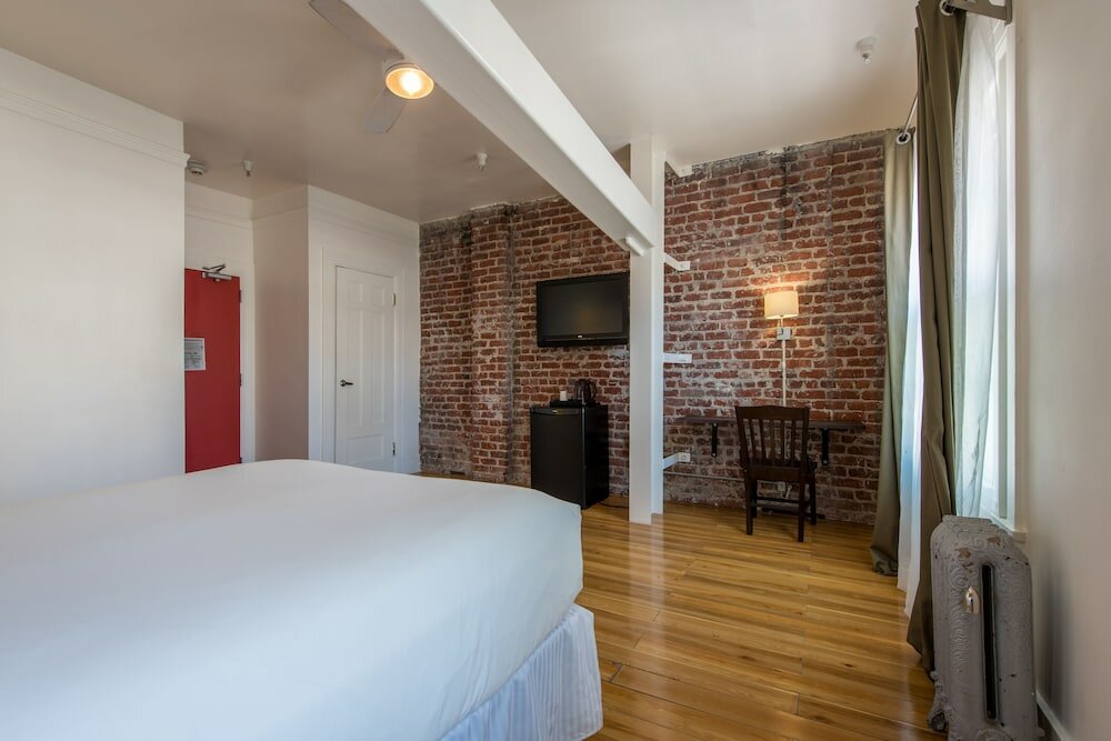 Фото The Herbert Hotel