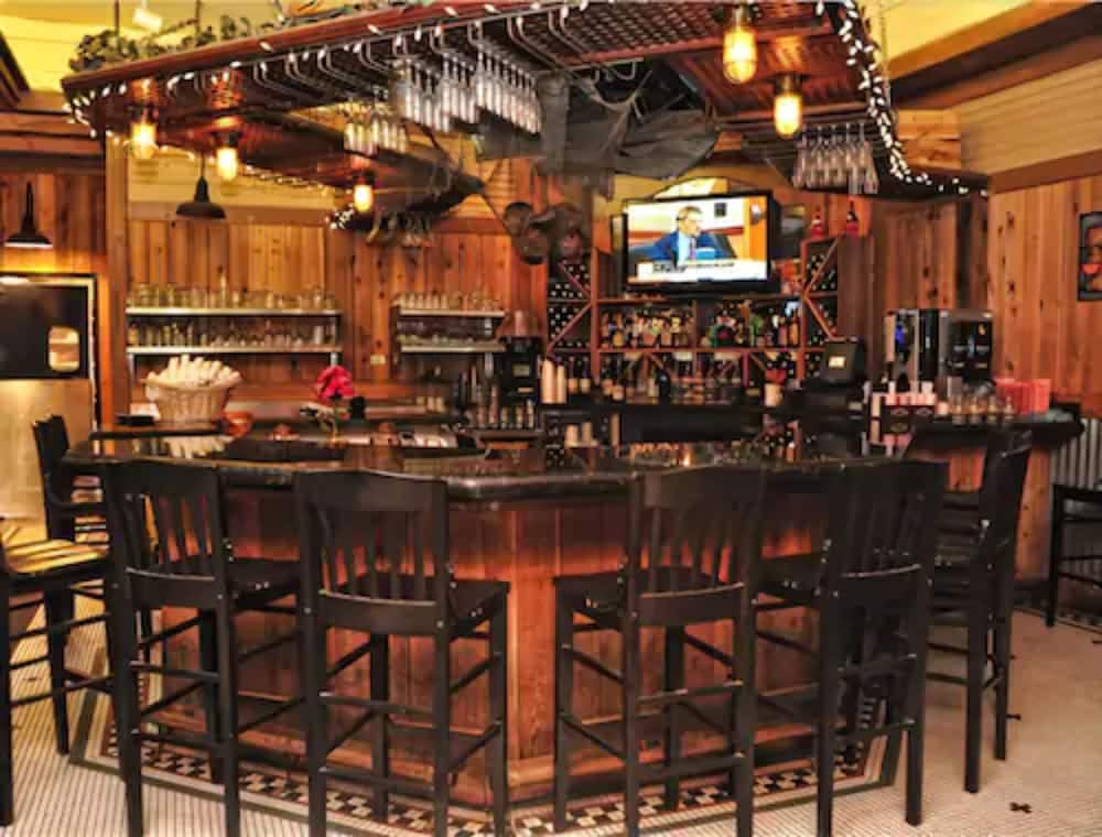 Фото Palm Beach Shores Resort and Vacation Villas