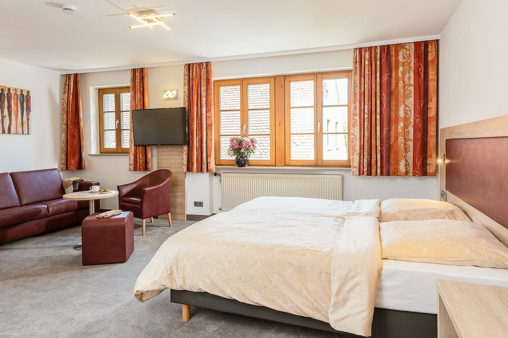 Фото Hotel Garni Altes Brauhaus