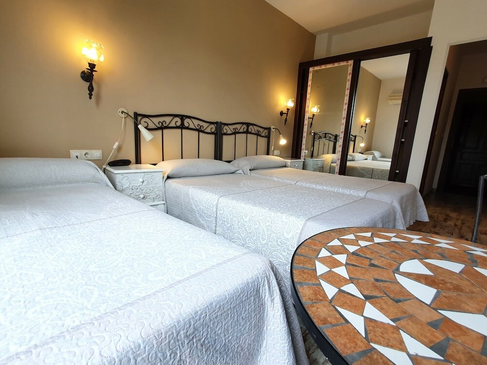 Фото Hotel Acebos Arriondas