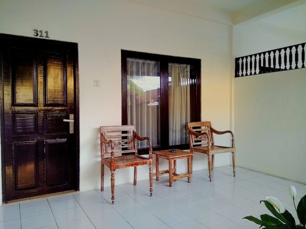 Фото Nipuri Hotel