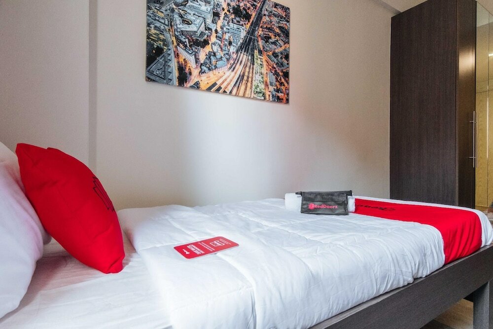 Фото RedDoorz Premium @ Vista Heights Legarda