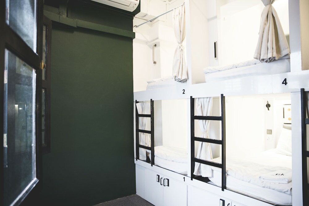 Фото Wink @ Mosque Street