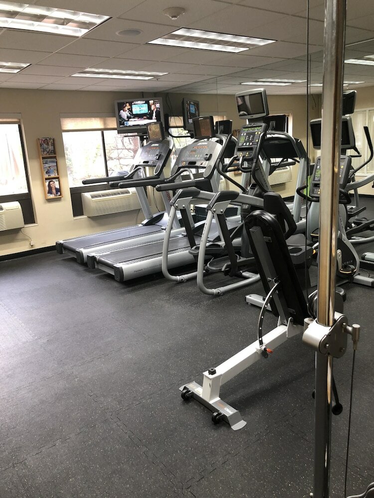 Фото Towneplace Suites by Marriott Warren