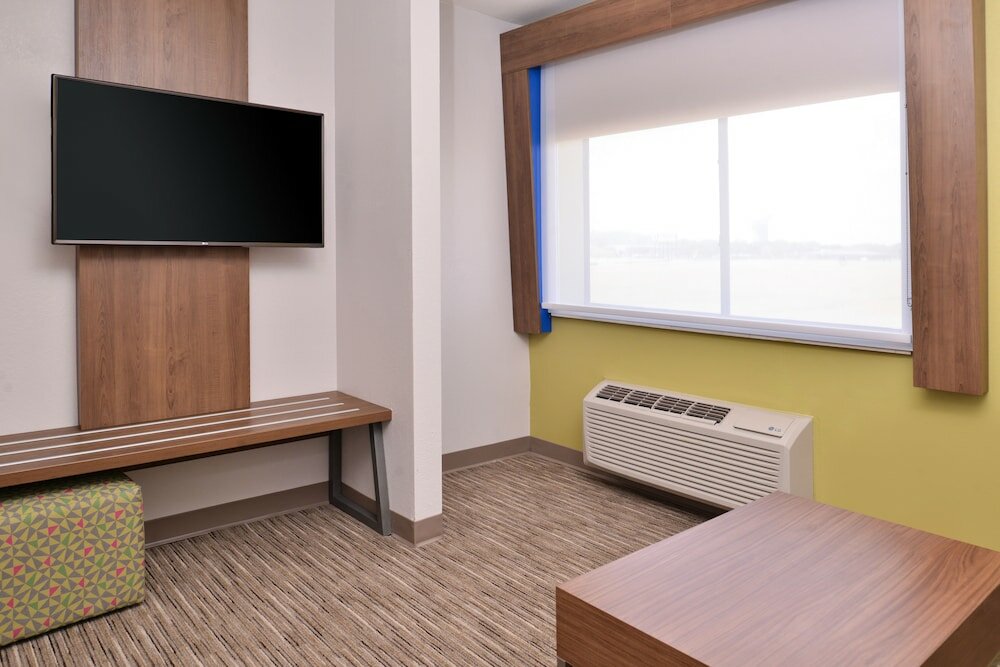 Фото Holiday Inn Express Hotel & Suites Mesquite, an Ihg Hotel