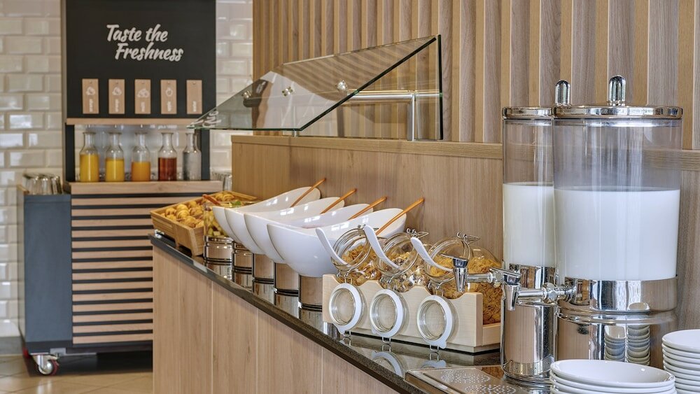 Фото Holiday Inn Express Cologne Mulheim