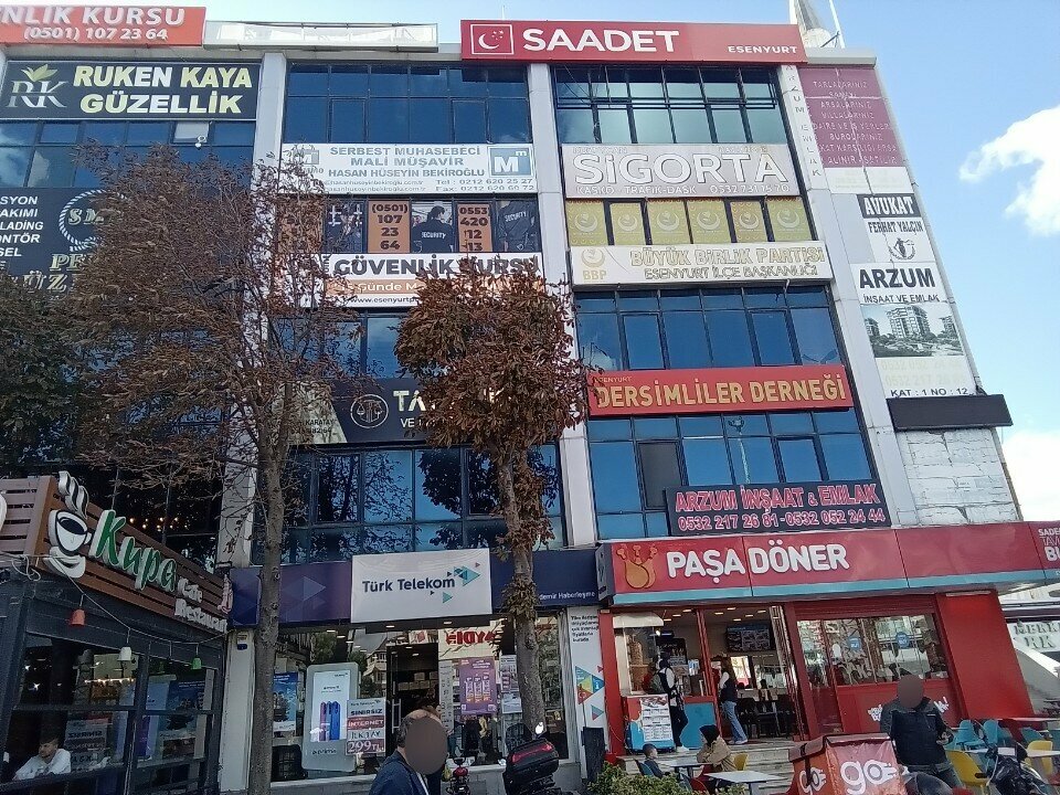 أحزاب سياسية Felicity Party Esenyurt District Presidency ، اسطنبول، صورة