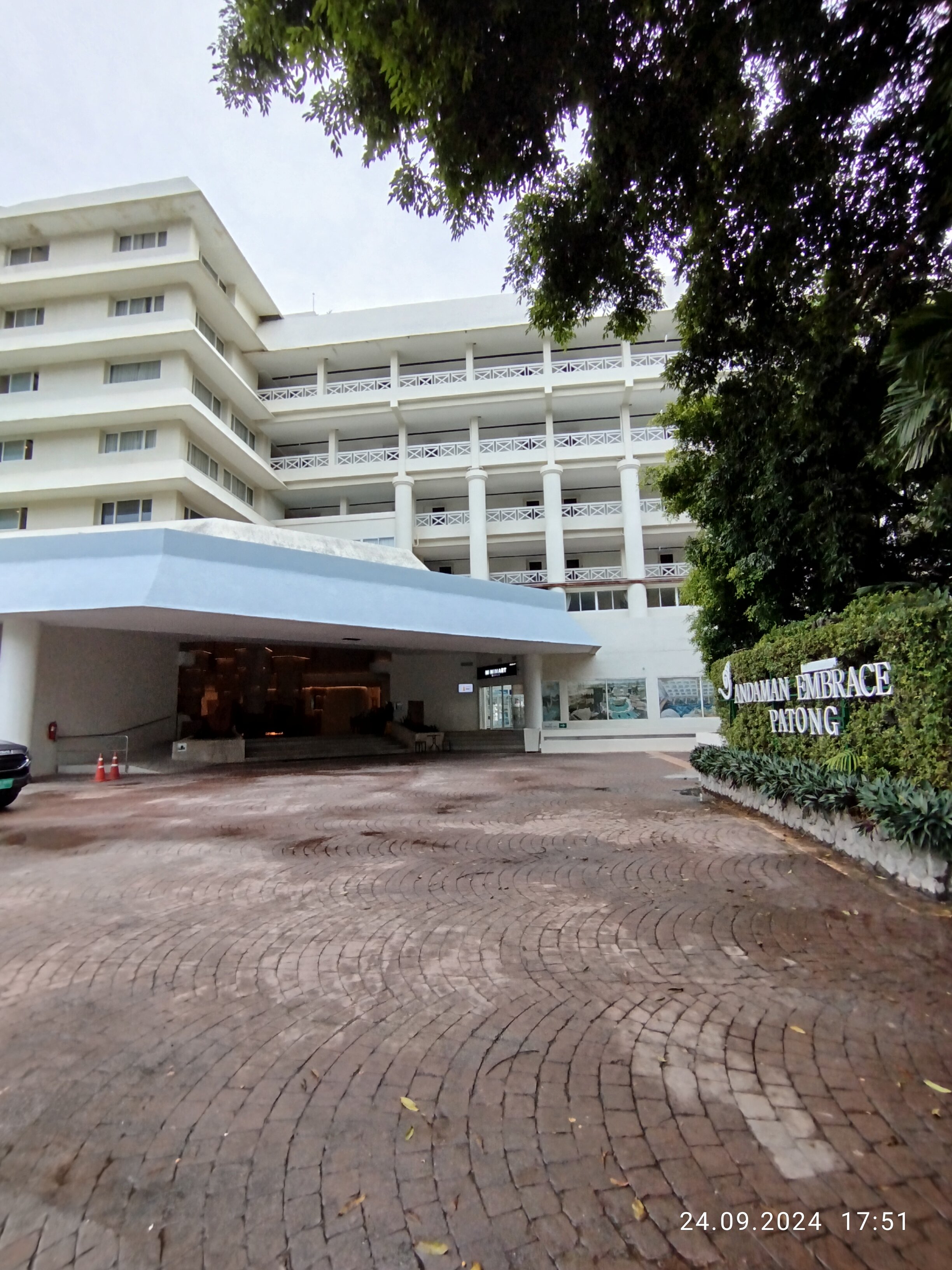 Фото Andaman Embrace Patong