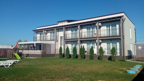 Гостиница Белый Лотос в Кучугурах