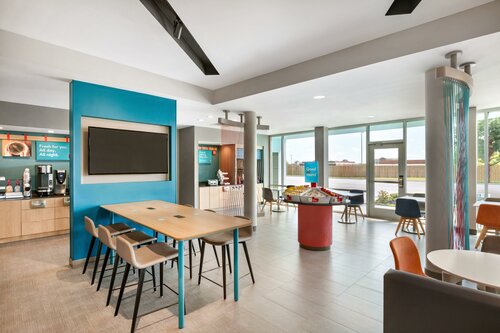Гостиница Avid Hotel Corpus Christi Portland в Корпус-Кристи