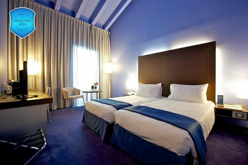 Гостиница Mercure Bergamo Centro Palazzo Dolci в Бергамо