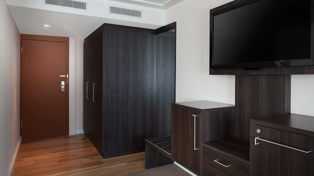 Фото Crowne Plaza Zurich