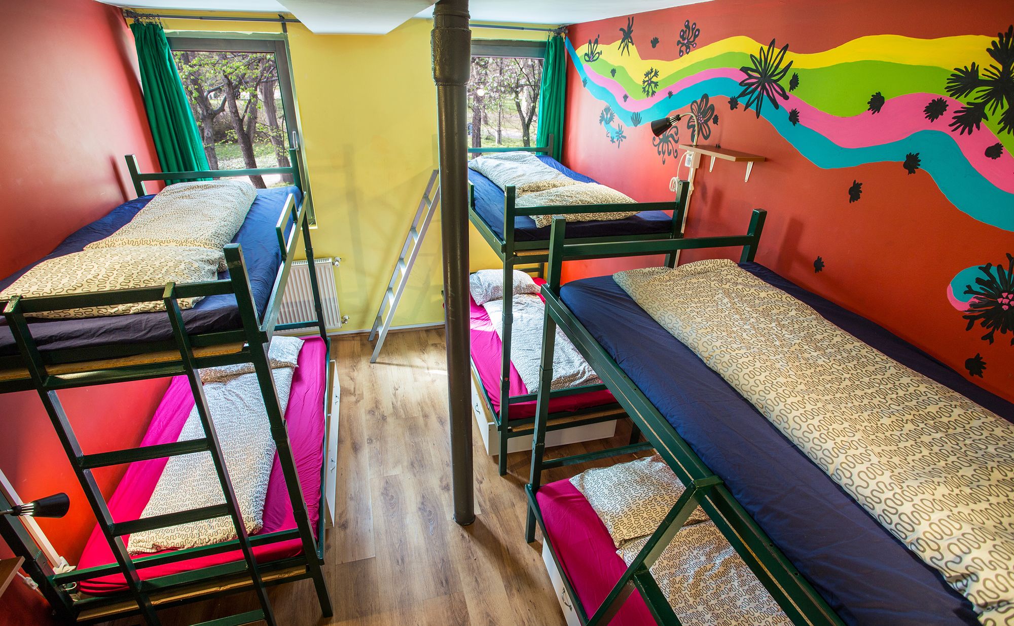 Фото Island Hostel