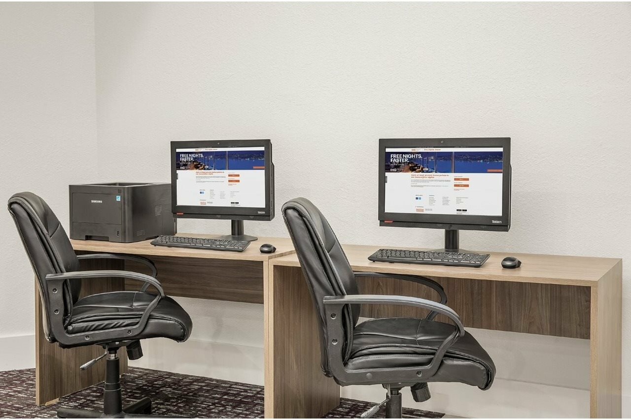 Фото Crowne Plaza Orlando - Lake Buena Vista