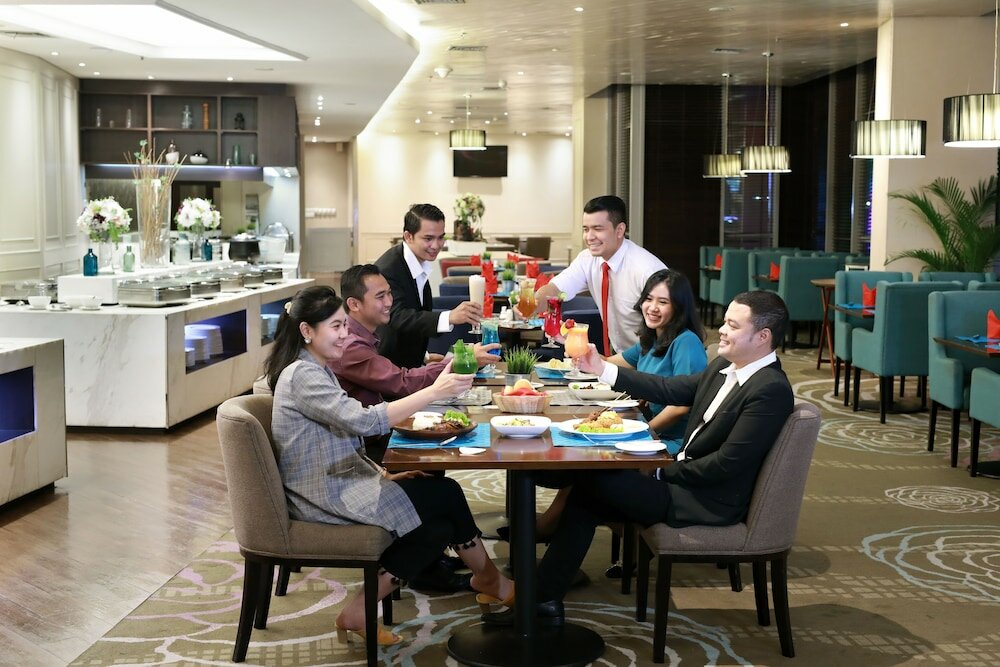 Фото Swiss-Belhotel Airport Jakarta