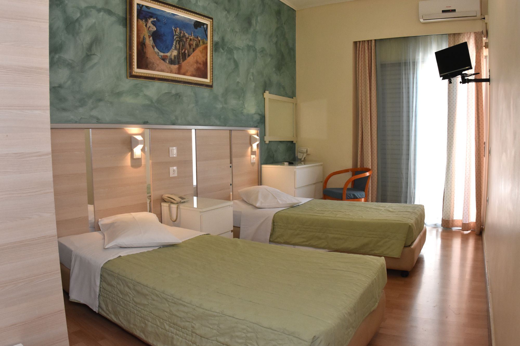 Фото Hotel Socrates