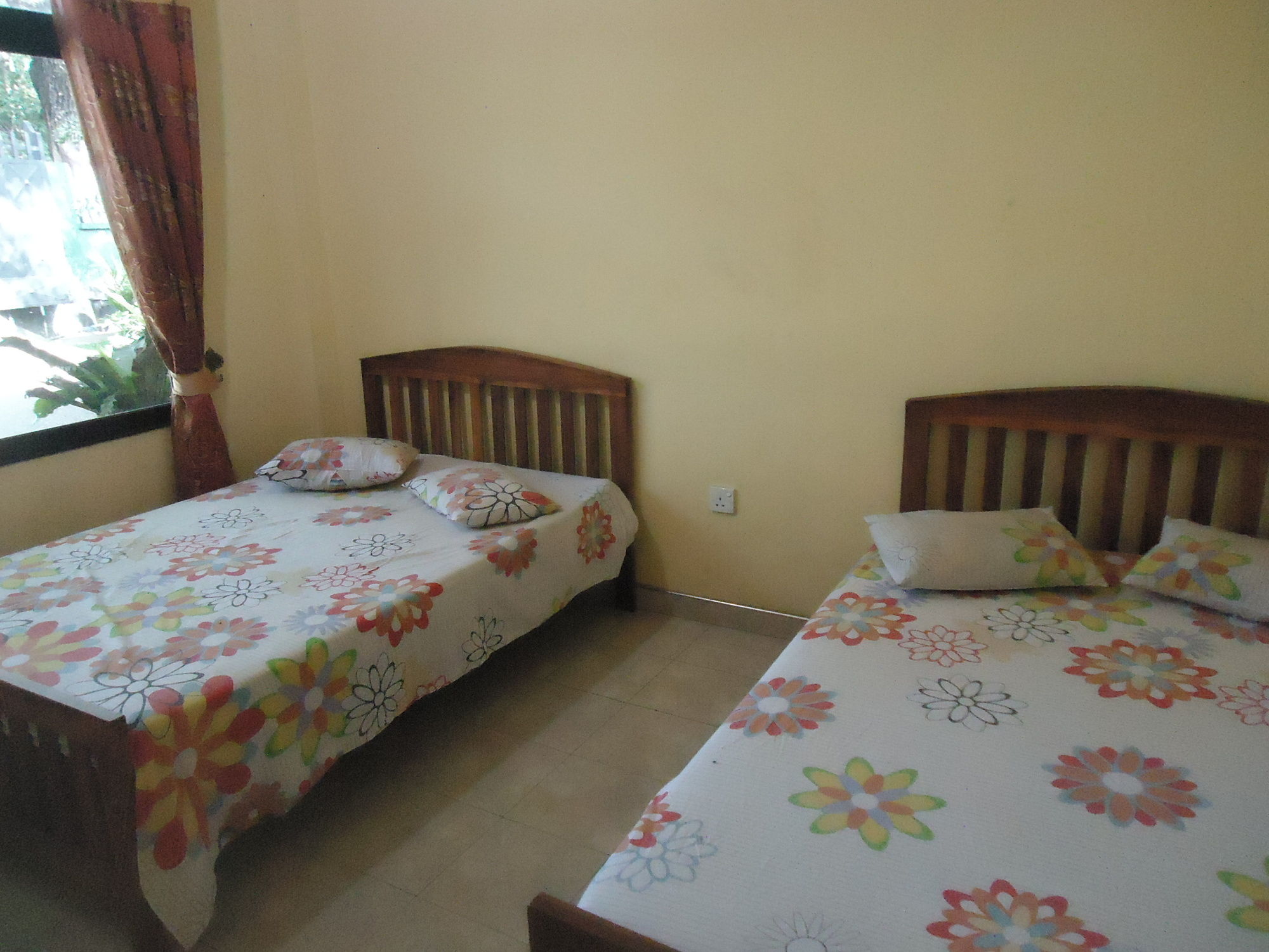 Фото Flower Seven Hotel