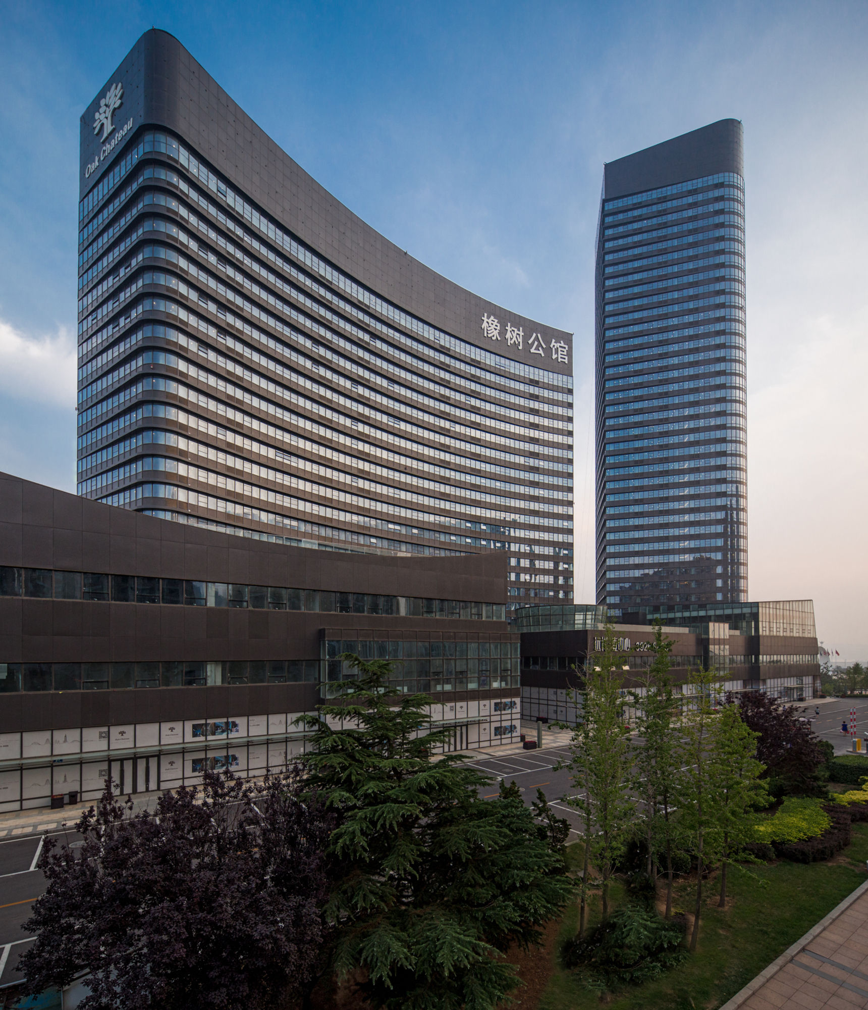 Фото Oak Chateau Dalian