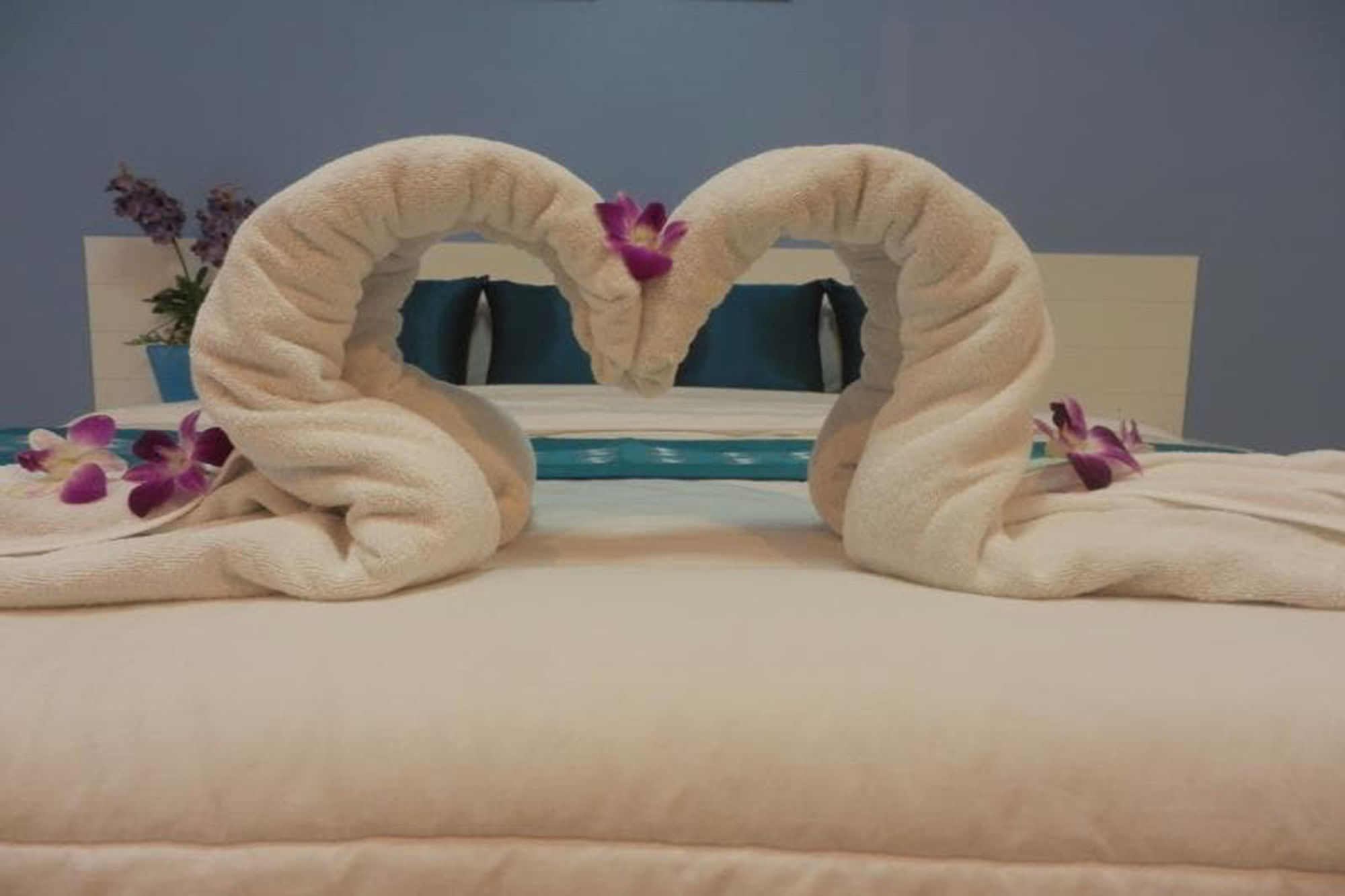 Фото The Sky Condo