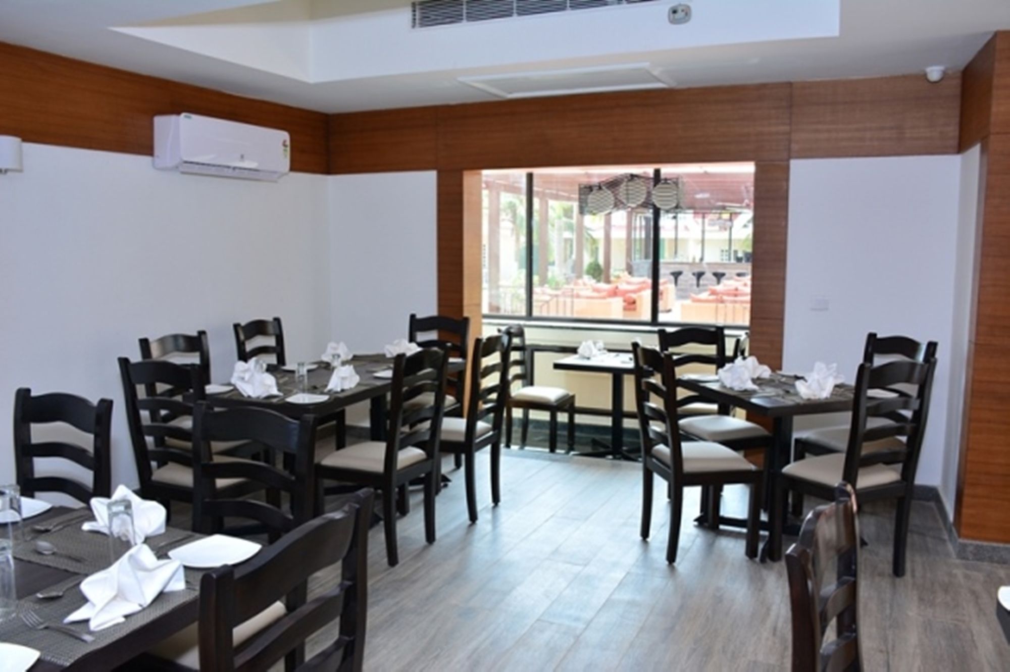 Фото Country Inn Tarika Goa, Varca Beach