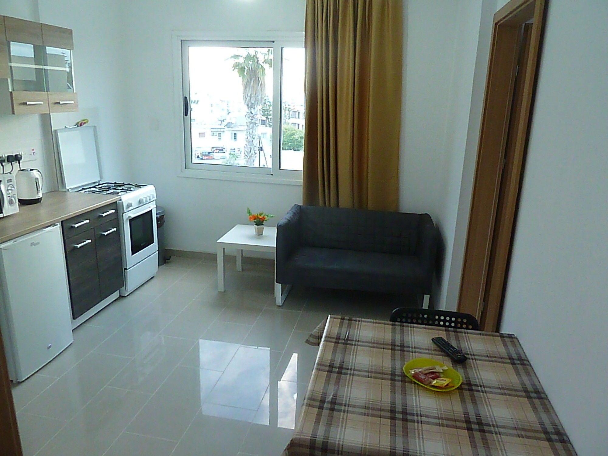 Фото Valentinos Apartments