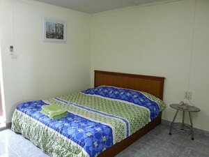 S. K. Residence (Bangkok, Purple Line, Bang Rak Noi Tha It MRT station), hotel