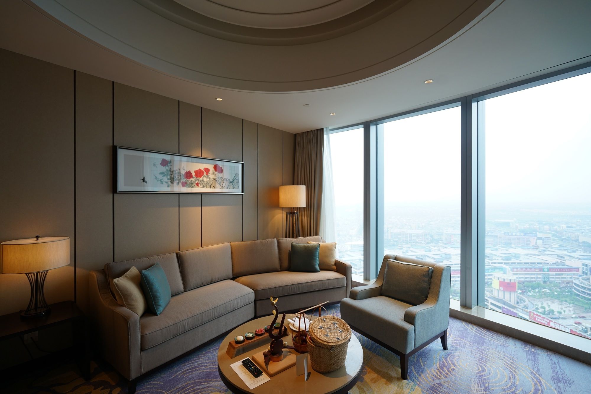 Фото Shangri La Hotel Yiwu