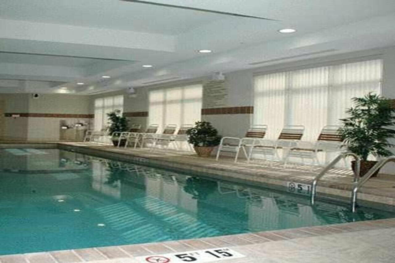 Фото Hampton Inn Matamoras - Milford